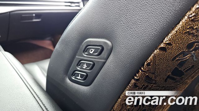 Hyundai Grandeur 2023 — photo 28
