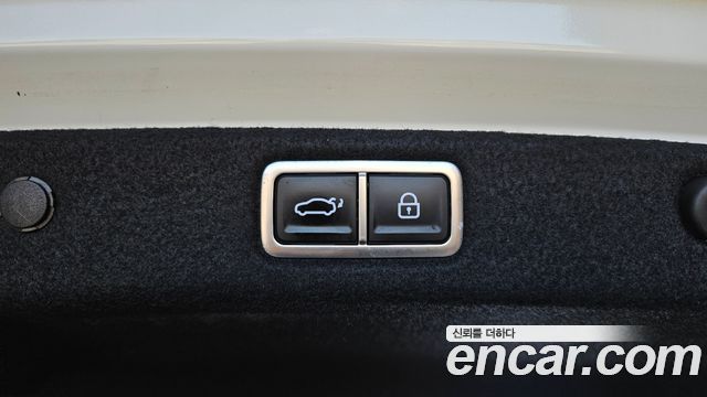 Hyundai Grandeur 2023 — photo 32