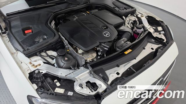 Mercedes-Benz E-Class 2022 — photo 6
