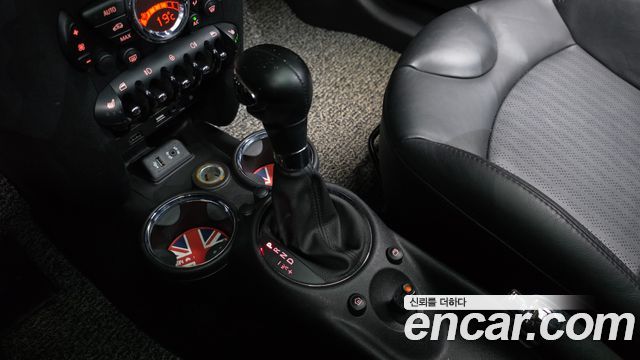 Mini Cooper 2013 — photo 9