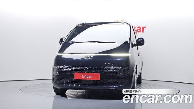 Hyundai Staria 2024 — photo 3