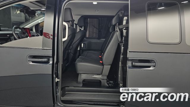 Hyundai Staria 2024 — photo 18