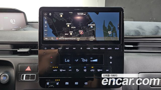 Hyundai Staria 2024 — photo 20
