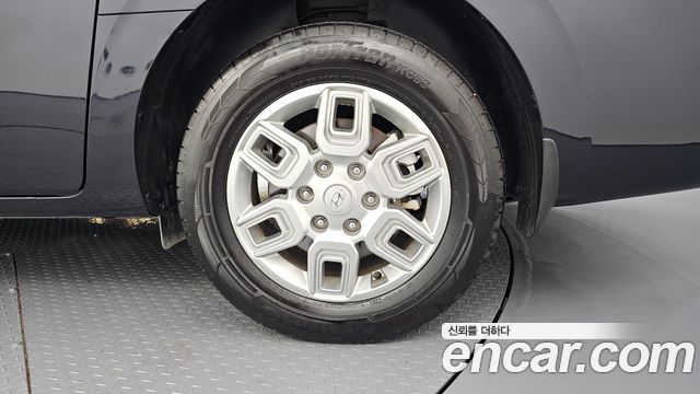 Hyundai Staria 2024 — photo 7