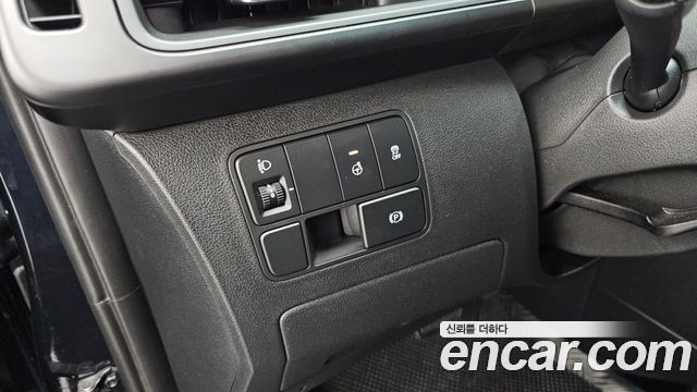 Hyundai Staria 2024 — photo 29