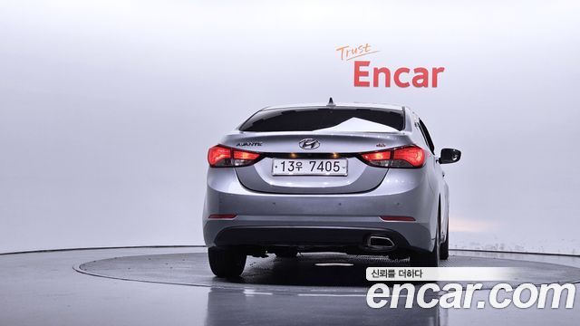 Hyundai AVANTE 2014 — photo 4