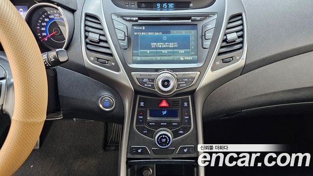 Hyundai AVANTE 2014 — photo 20