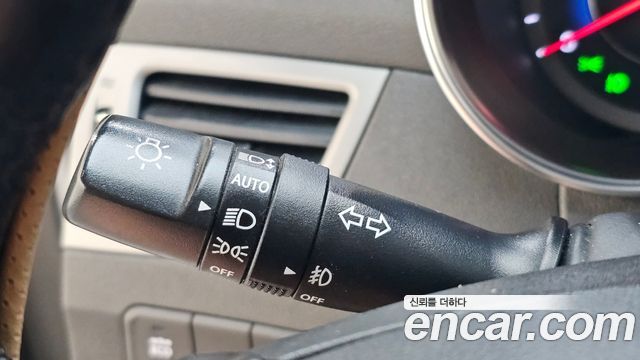 Hyundai AVANTE 2014 — photo 23