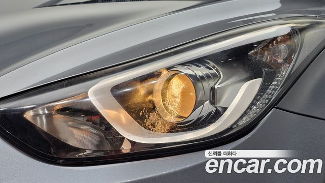 Hyundai AVANTE 2014 — photo 8