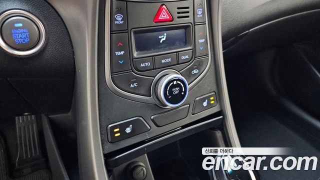 Hyundai AVANTE 2014 — photo 30