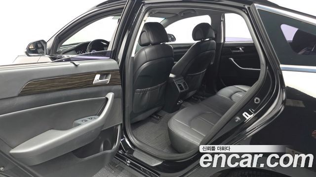 Hyundai Sonata 2016 — photo 16