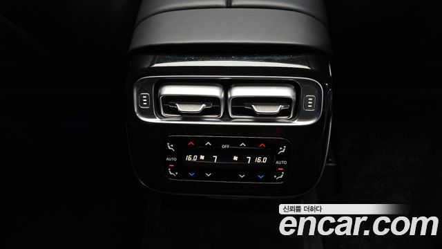 Mercedes-Benz S-Class 2021 — photo 27