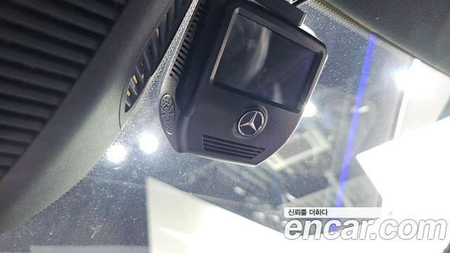Mercedes-Benz S-Class 2021 — photo 31