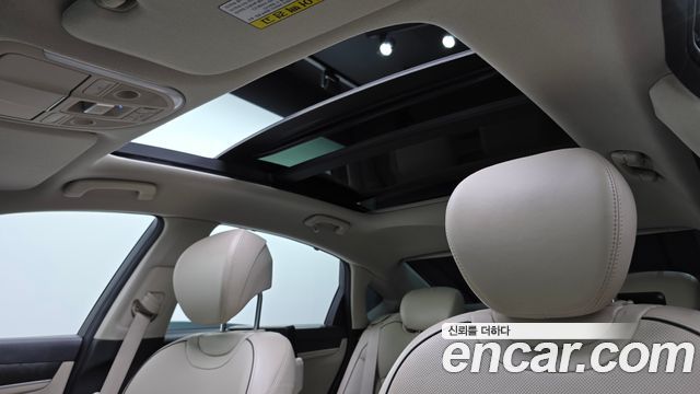 Genesis G80 2017 — photo 19