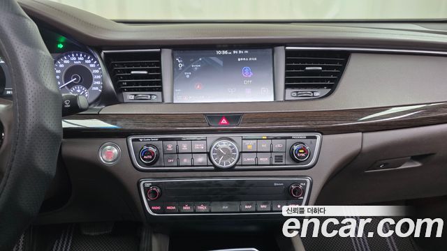 Kia K7 2017 — photo 19
