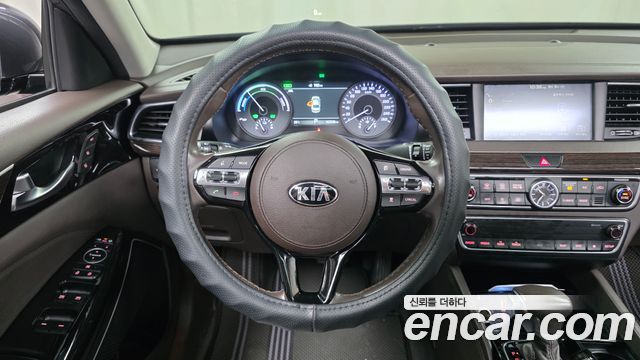 Kia K7 2017 — photo 20