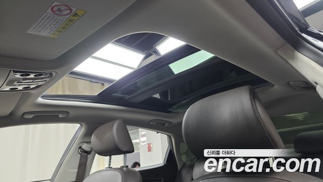 Kia K7 2017 — photo 22