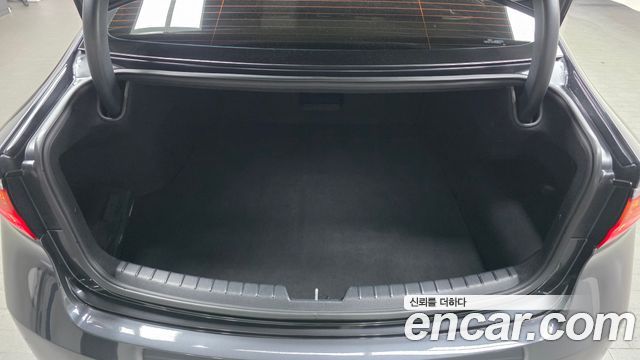 Kia K7 2017 — photo 23