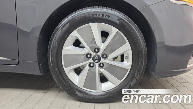 Kia K7 2017 — photo 7