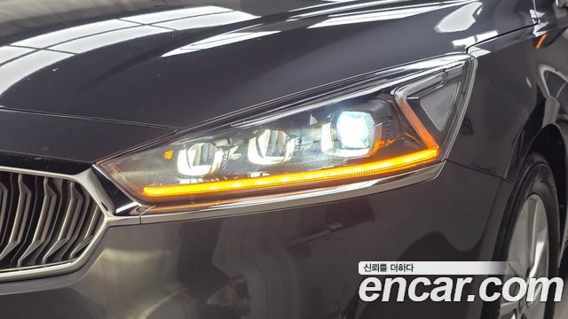 Kia K7 2017 — photo 8
