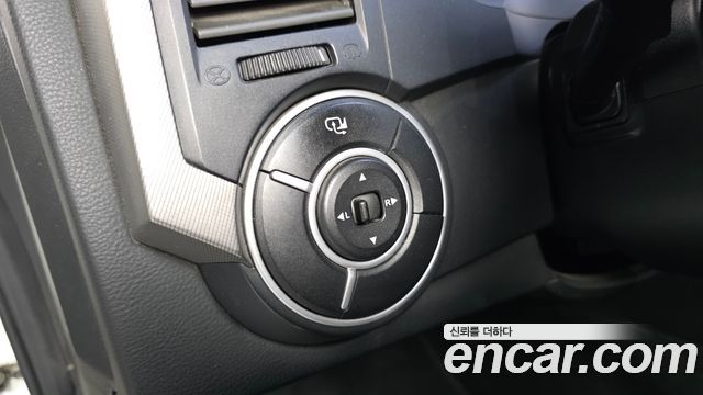 KG Mobility KORANDO 2014 — photo 27