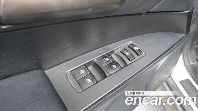 KG Mobility KORANDO 2014 — photo 28