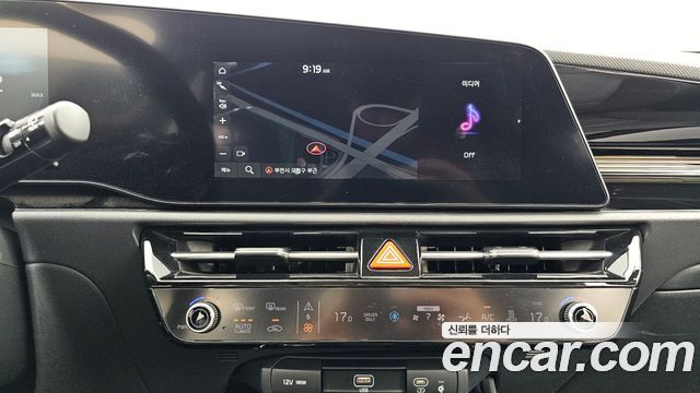 Kia Niro 2023 — photo 14