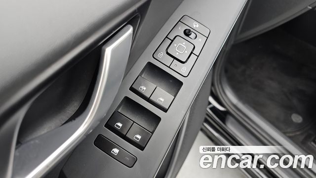 Kia Niro 2023 — photo 19