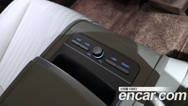 Hyundai Grandeur 2025 — photo 38