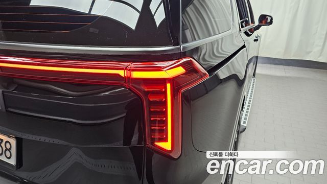 Kia Canival 2025 — photo 9