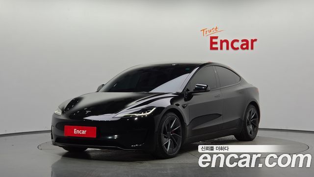 Tesla Model 3 2024 — photo 1