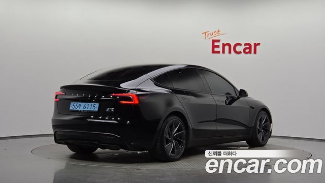 Tesla Model 3 2024 — photo 2