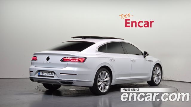Volkswagen Arteon 2023 — photo 2