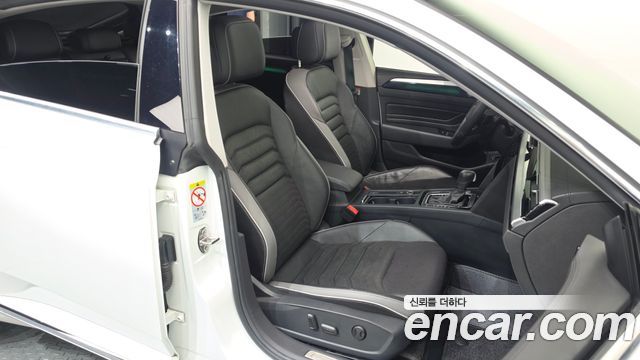 Volkswagen Arteon 2023 — photo 16
