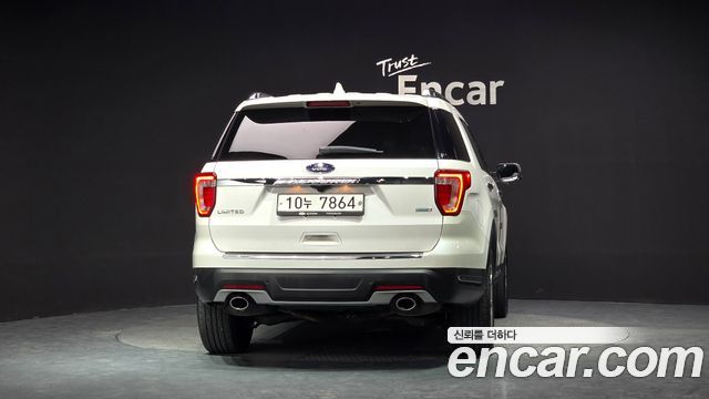 Ford Explorer 2019 — photo 4