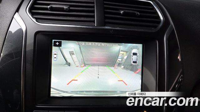 Ford Explorer 2019 — photo 21