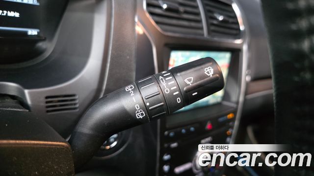 Ford Explorer 2019 — photo 29