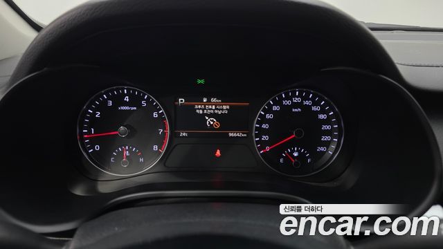 Kia K3 2023 — photo 8