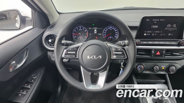 Kia K3 2023 — photo 14