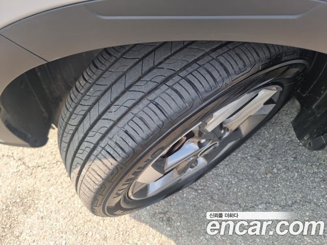 Hyundai Venue 2022 — photo 17