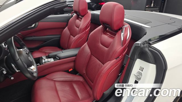 Mercedes-Benz SL-Class 2017 — photo 12
