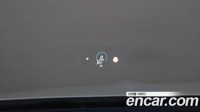 Mercedes-Benz E-Class 2023 — photo 39