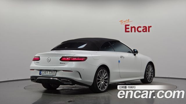 Mercedes-Benz E-Class 2023 — photo 43