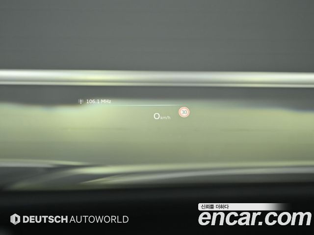 Audi Q5 2025 — photo 17