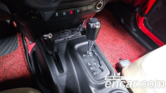Jeep Wrangler 2016 — photo 9