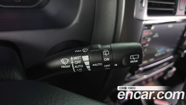Kia Mohave 2018 — photo 31