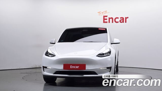 Tesla Model Y 2021 — photo 3