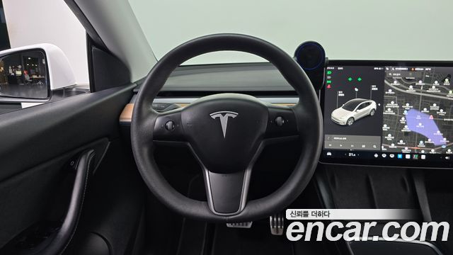 Tesla Model Y 2021 — photo 18