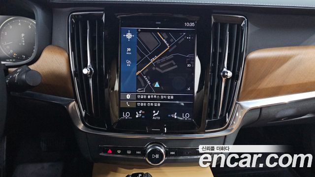 Volvo S90 2019 — photo 18