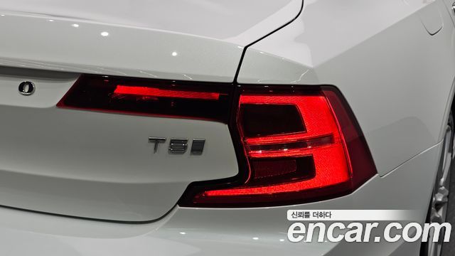 Volvo S90 2019 — photo 9